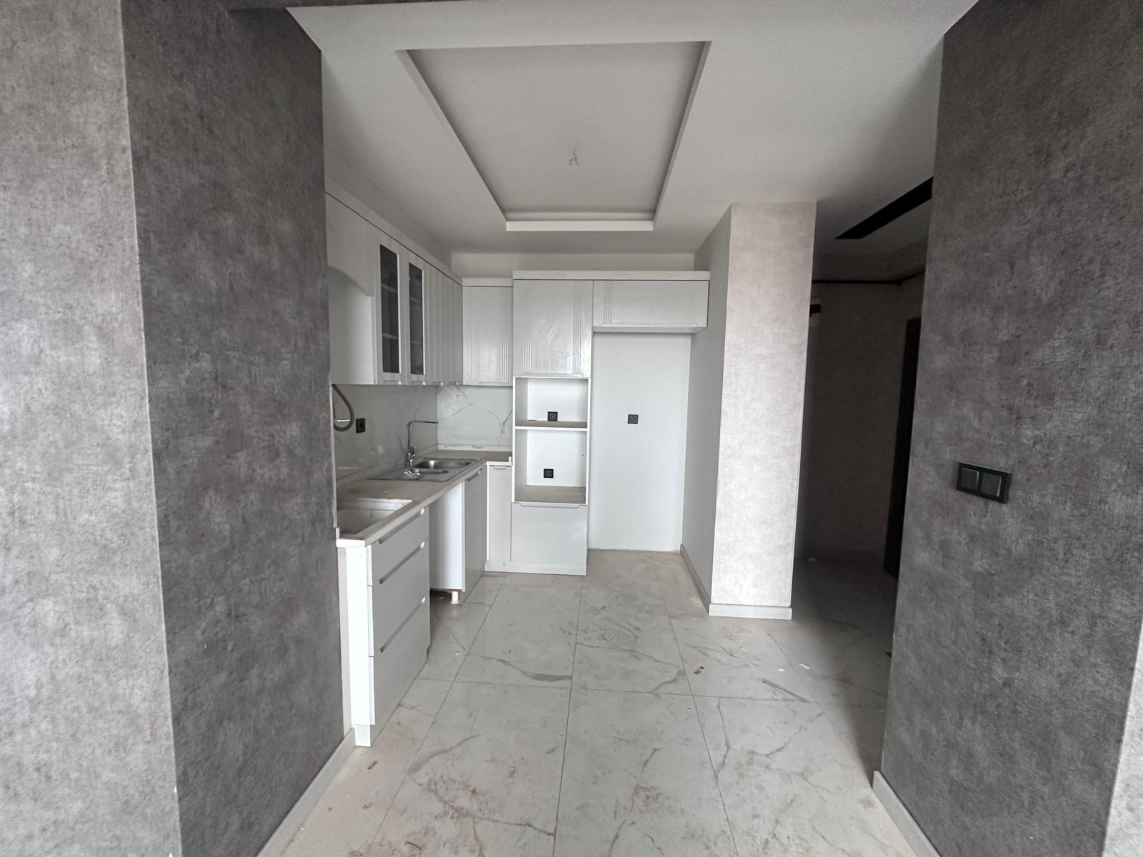 KAYA EMLAKTAN 450 EVLER BEYMEN 4 BLOKLUDA ACİL DAİRE